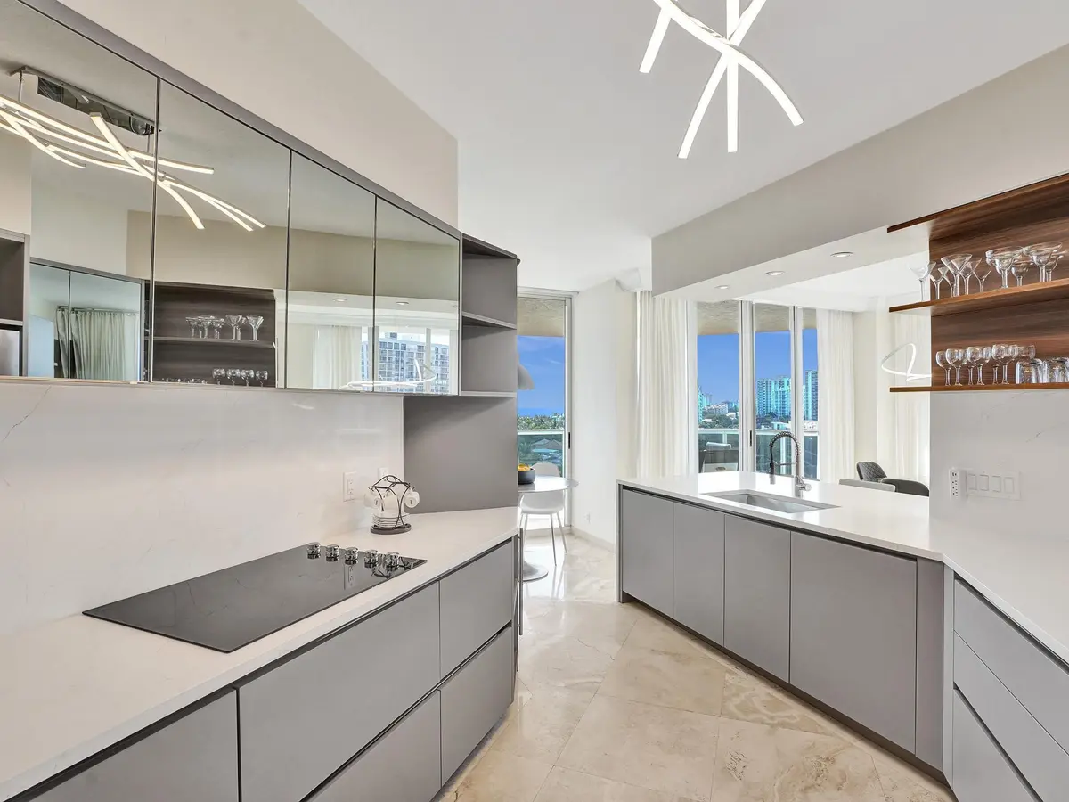 Photo 4 at 3100 N Ocean Boulevard 808, Fort Lauderdale