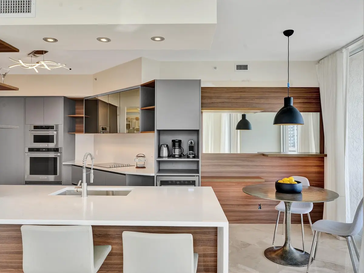 Photo 5 at 3100 N Ocean Boulevard 808, Fort Lauderdale