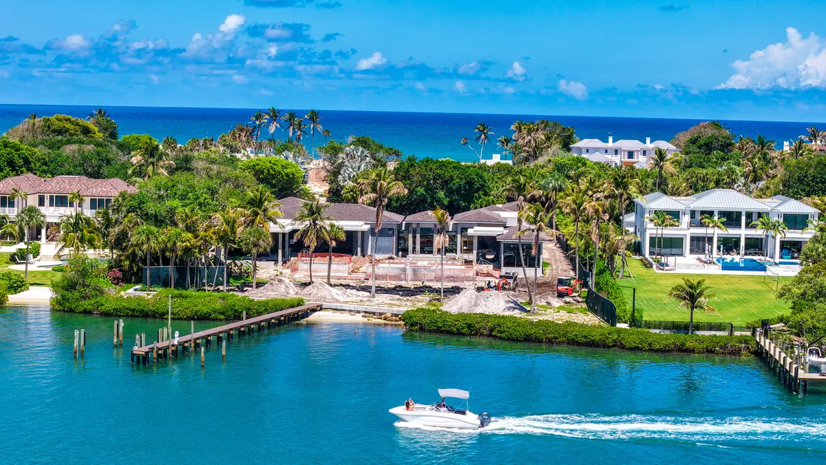 508 South Beach Road-201-27 at 508 S Beach Road, Jupiter Island