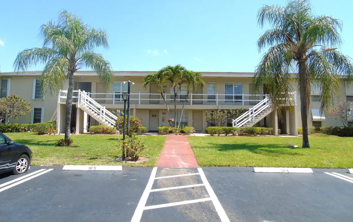 Front of Building at 309 Circle Drive 204, Boynton Beach