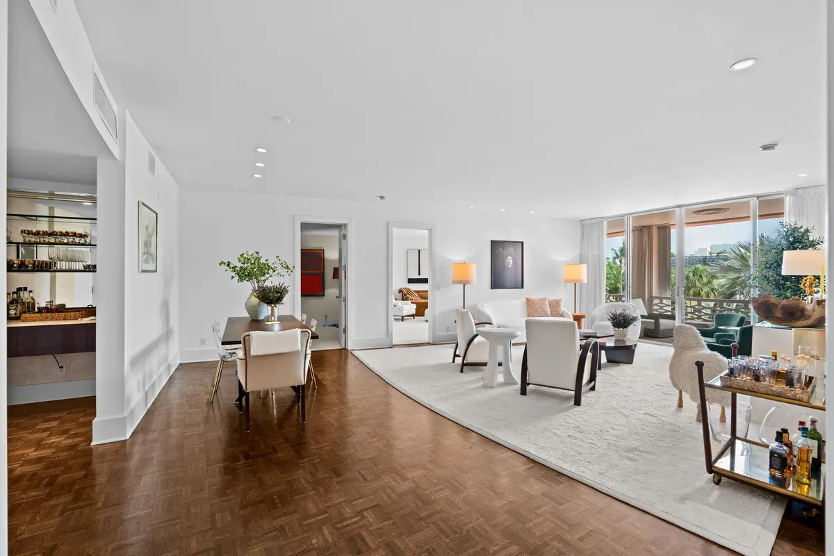6-web-or-mls-A7405686 at 315 S Lake Drive 3d, Palm Beach