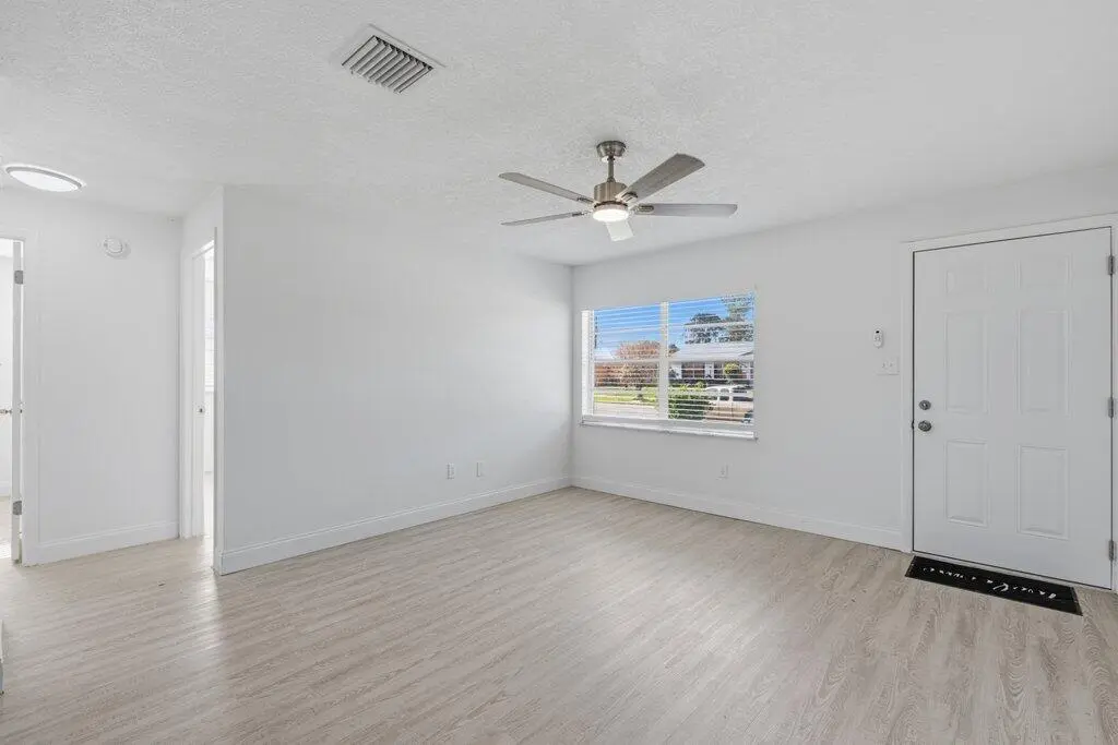 DSC09239.jpg-SMALL at 311 Essex Drive, Fort Pierce