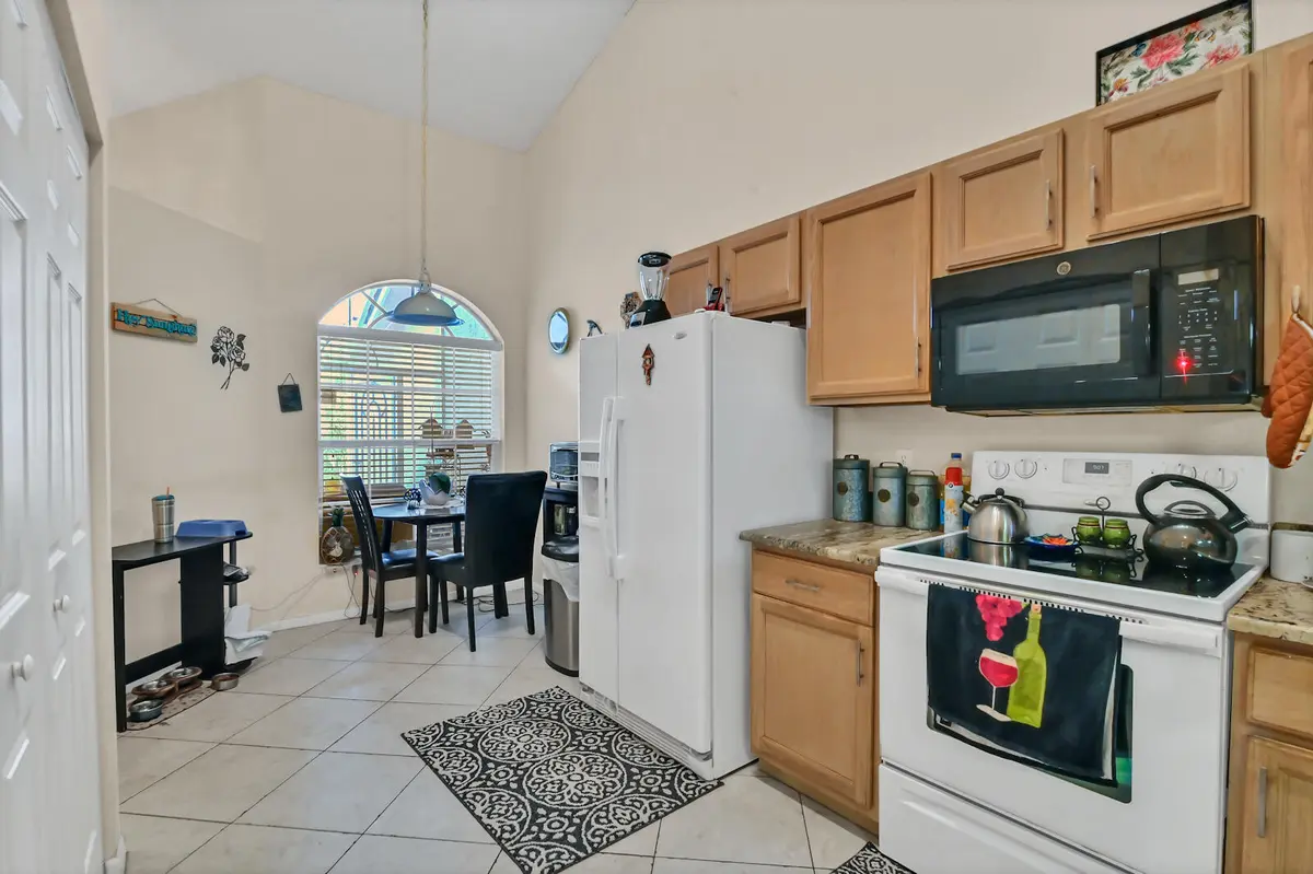 12 Kitchen 02 at 8072 Key West Lane, Boynton Beach