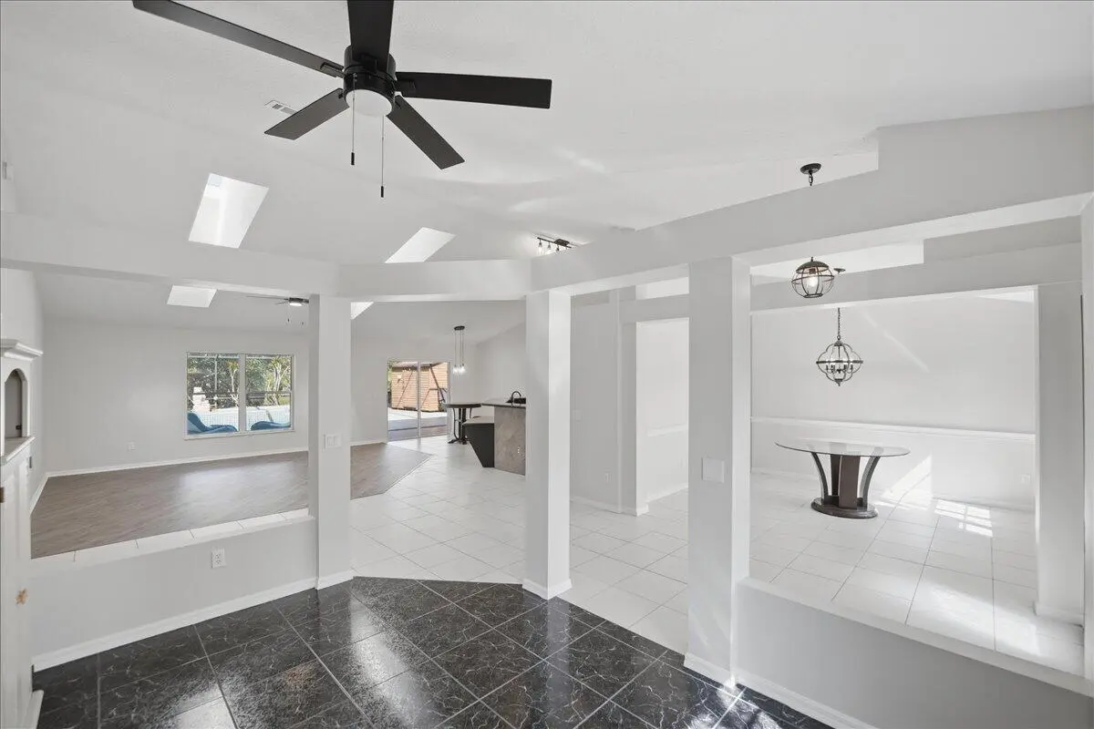 10-DSC3818 at 306 SW Panther Trace, Port St. Lucie