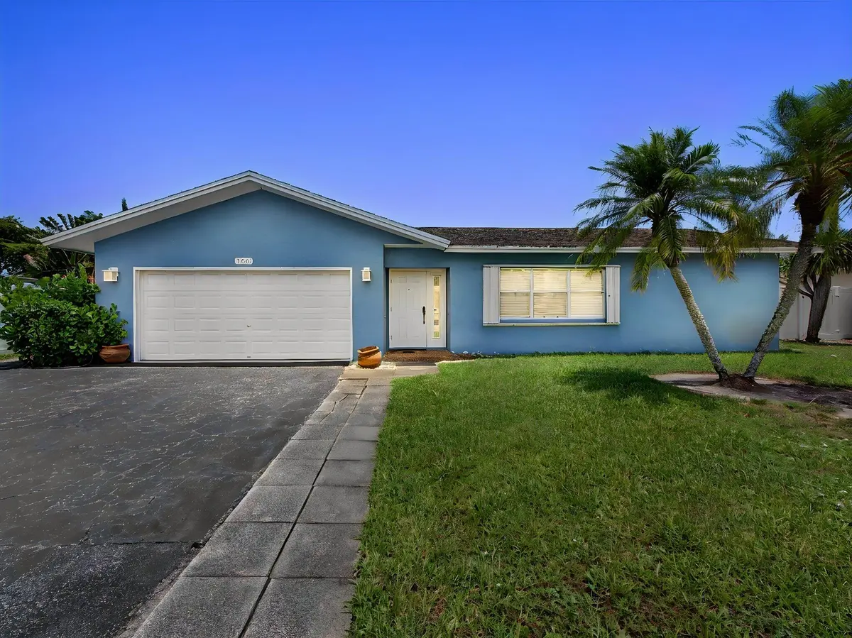 2-web-or-mls-001 day to dusk at 108 Orchard Ridge Lane, Boca Raton