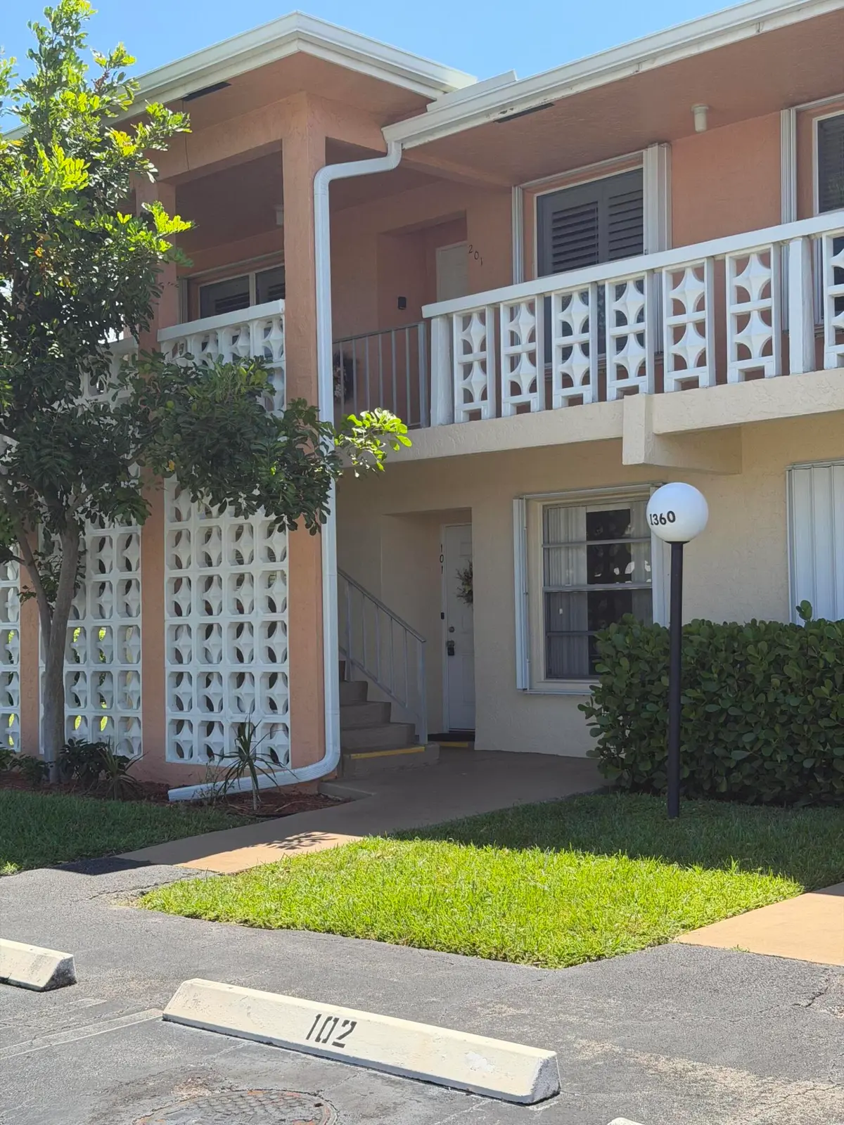IMG_1776 at 1360 NW 19th Terrace 101, Delray Beach