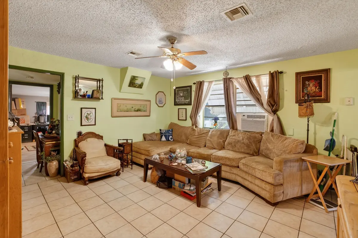 7 266612thAve(7) copy at 2666 12th Avenue, Vero Beach