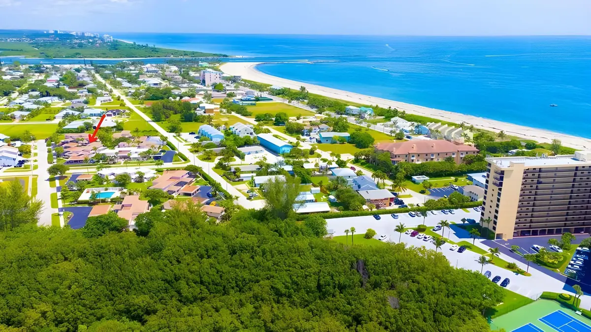 airial 4 at 1772 Gulfstream Avenue E1, Fort Pierce