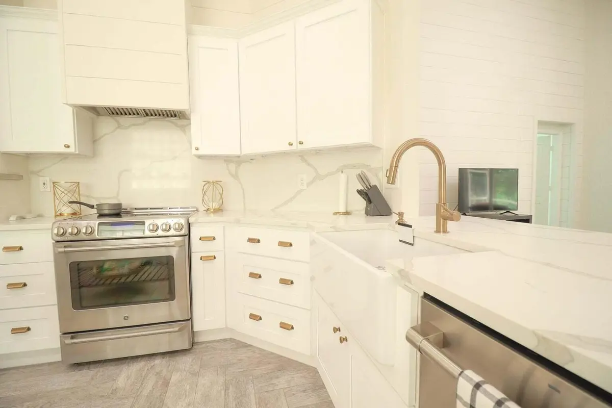 sol8 at 3129 SW Solitaire Palm Drive, Palm City
