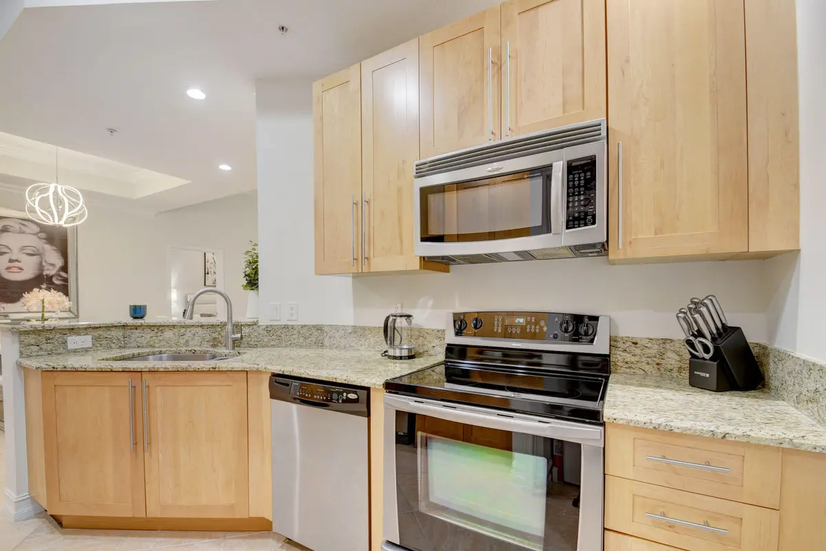 Kitchen at 701 S Olive Avenue 1506, West Palm Beach