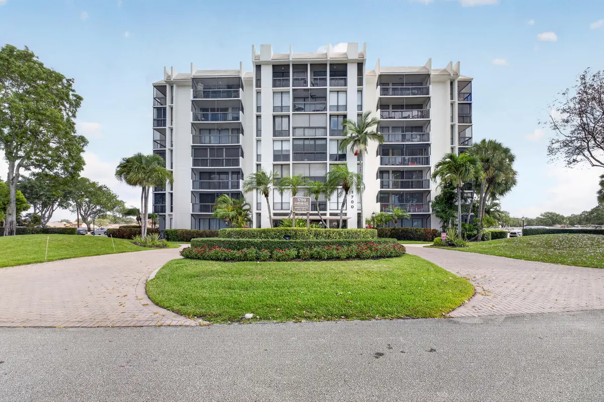 Bridgewood at 1732 Bridgewood Drive, Boca Raton