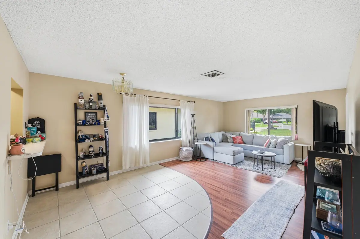 Dining Area at 10222 Pine Drive, Boynton Beach
