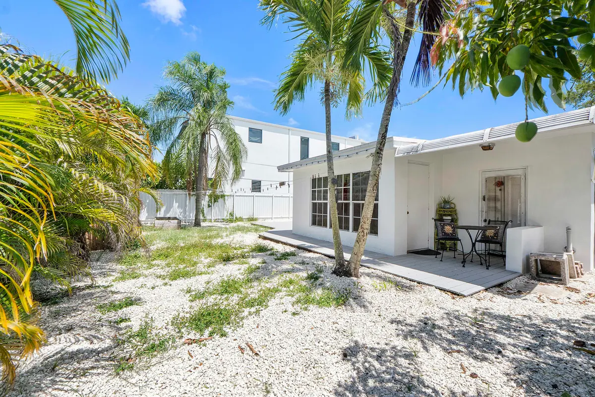 413 Sw 11th St_022 at 413 SW 11th Street, Fort Lauderdale