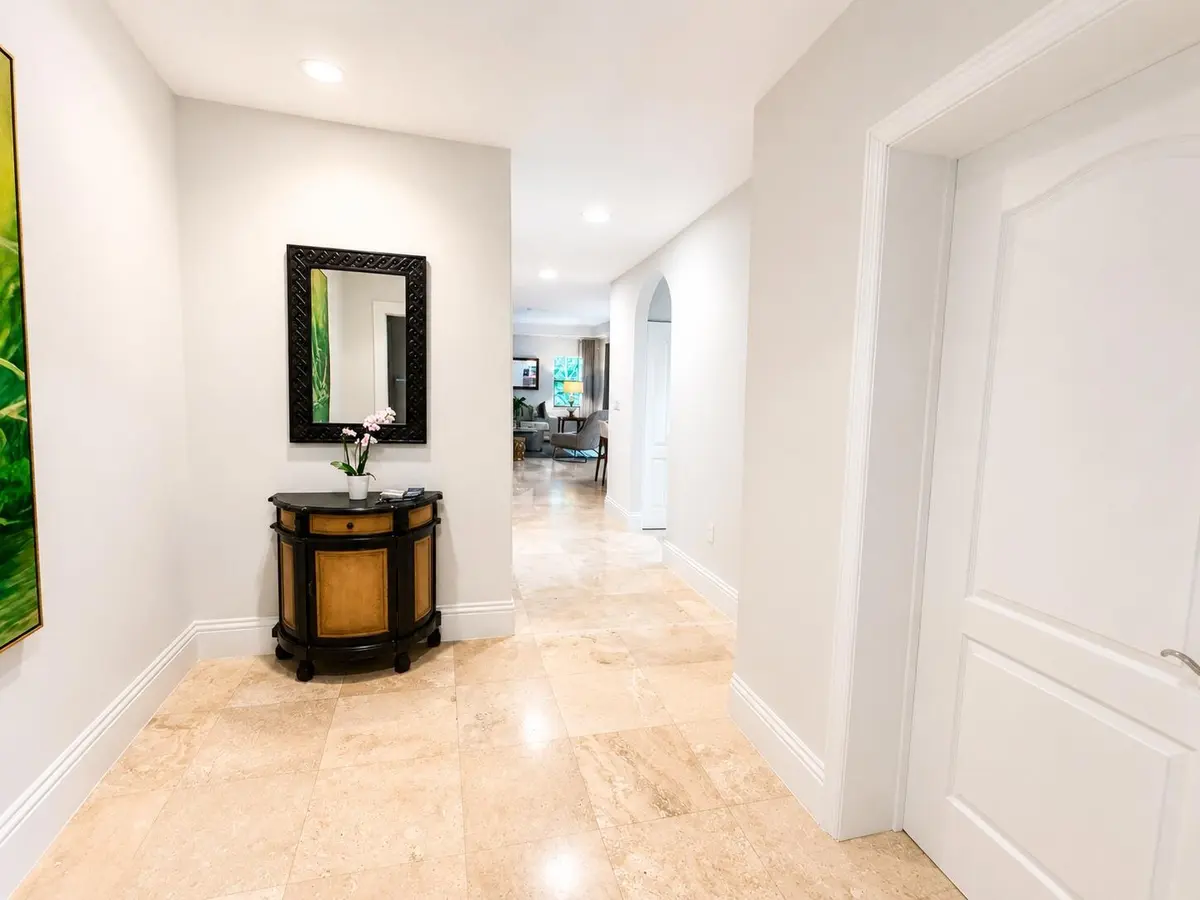 5-0184c639-6828-4e5e-88be-f52bfef18ea0 at 3082 Lime Court, Coconut Grove