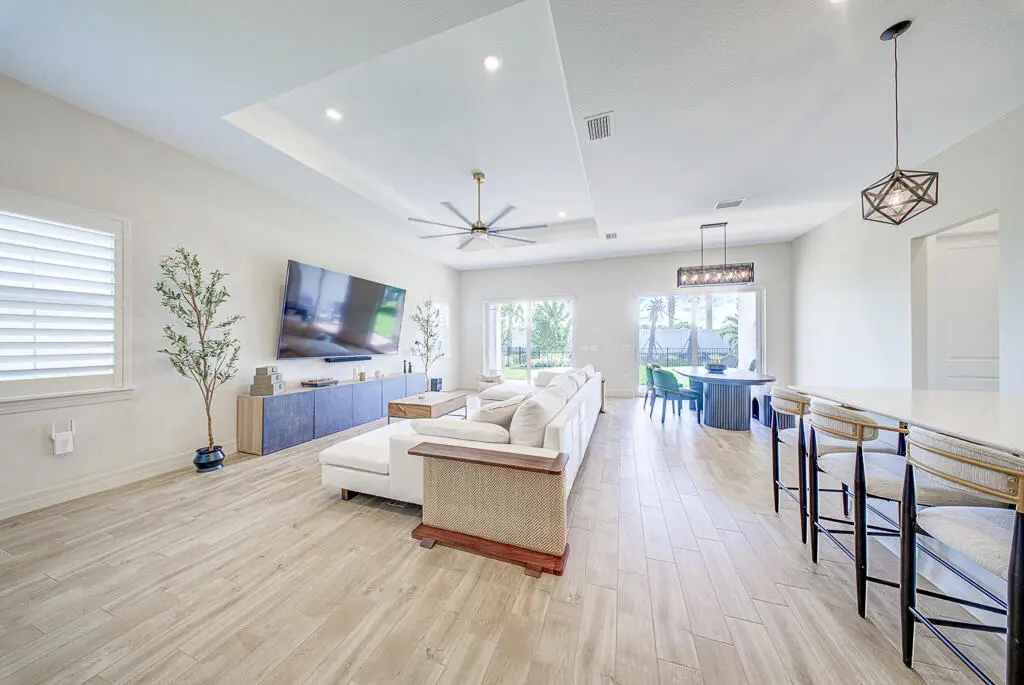 MLS-12 at 10562 Northbrook Circle, Palm Beach Gardens
