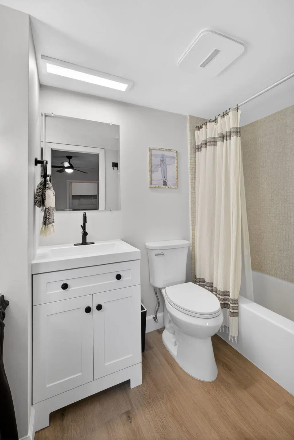 30-web-or-mls-5D1A0388 at 110 Wettaw Lane 202, North Palm Beach