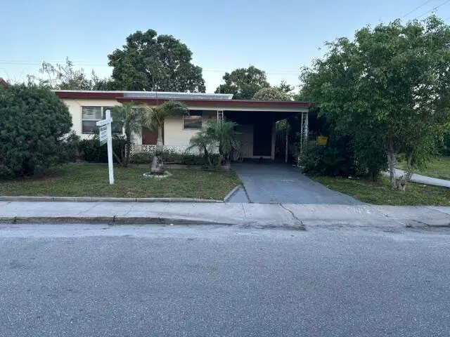 IMG_5689 at 901 S F Street, Lake Worth Beach