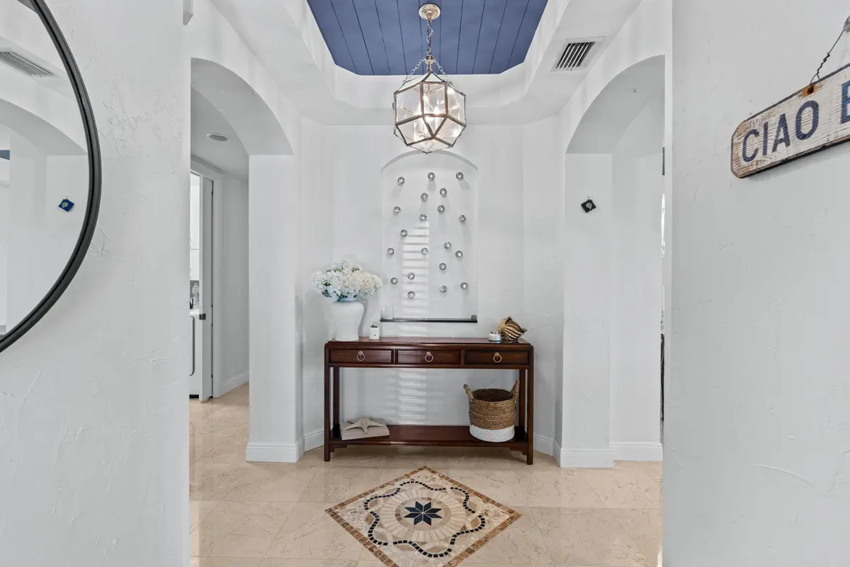4-web-or-mls-A7406829 at 7543 Old Thyme Court 1c, Parkland