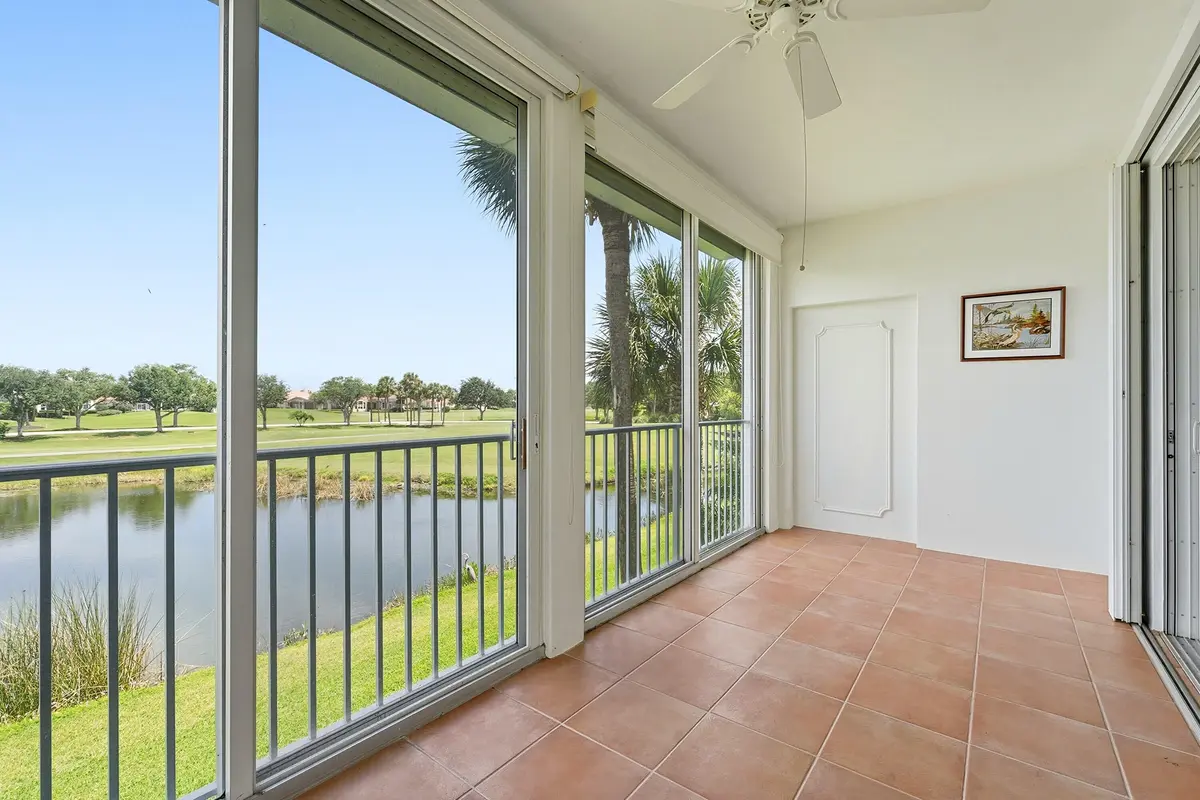 Sun room at 4775 S Harbor Drive 201, Vero Beach