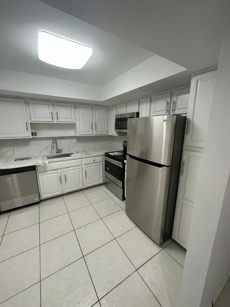 Kitchen at 1800 S Ocean Boulevard 501, Lauderdale-By-The-Sea