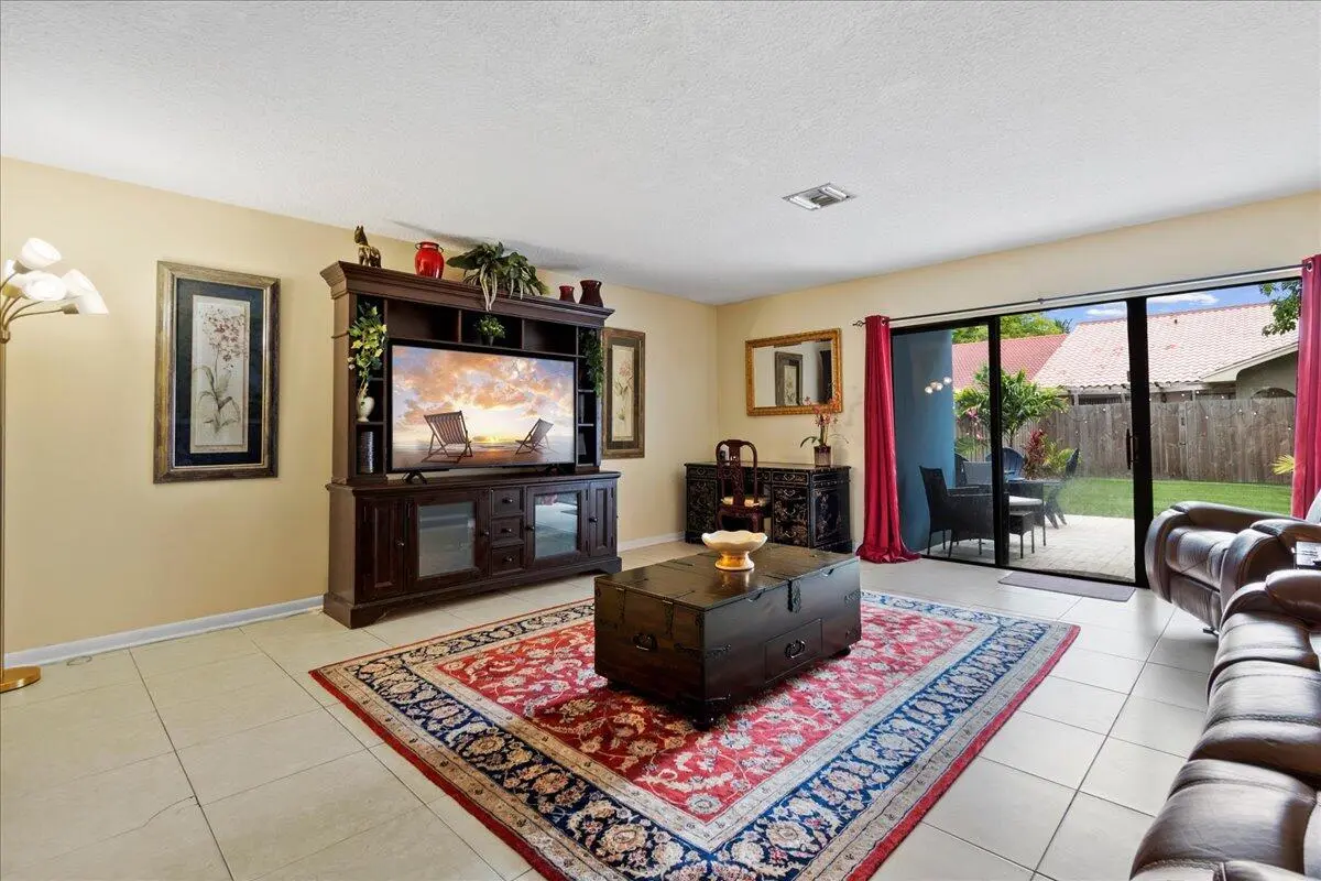 Family Room at 12710 Peconic Court, Wellington