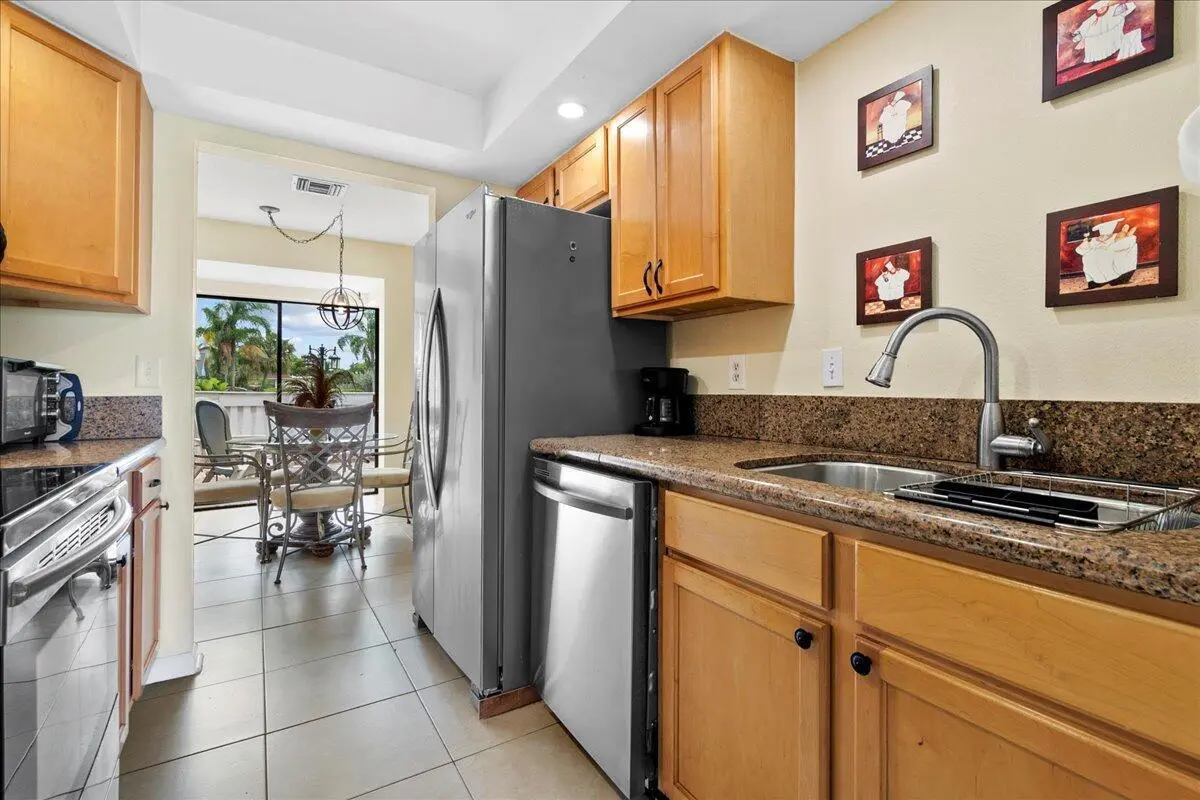Galley Kitchen at 12710 Peconic Court, Wellington