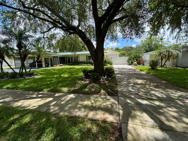IMG_1338 at 660 Azalea Court, Plantation
