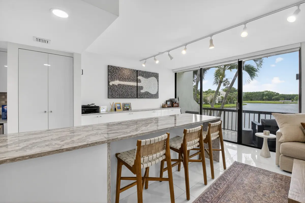 Great Views at 804 Bridgewood Place, Boca Raton