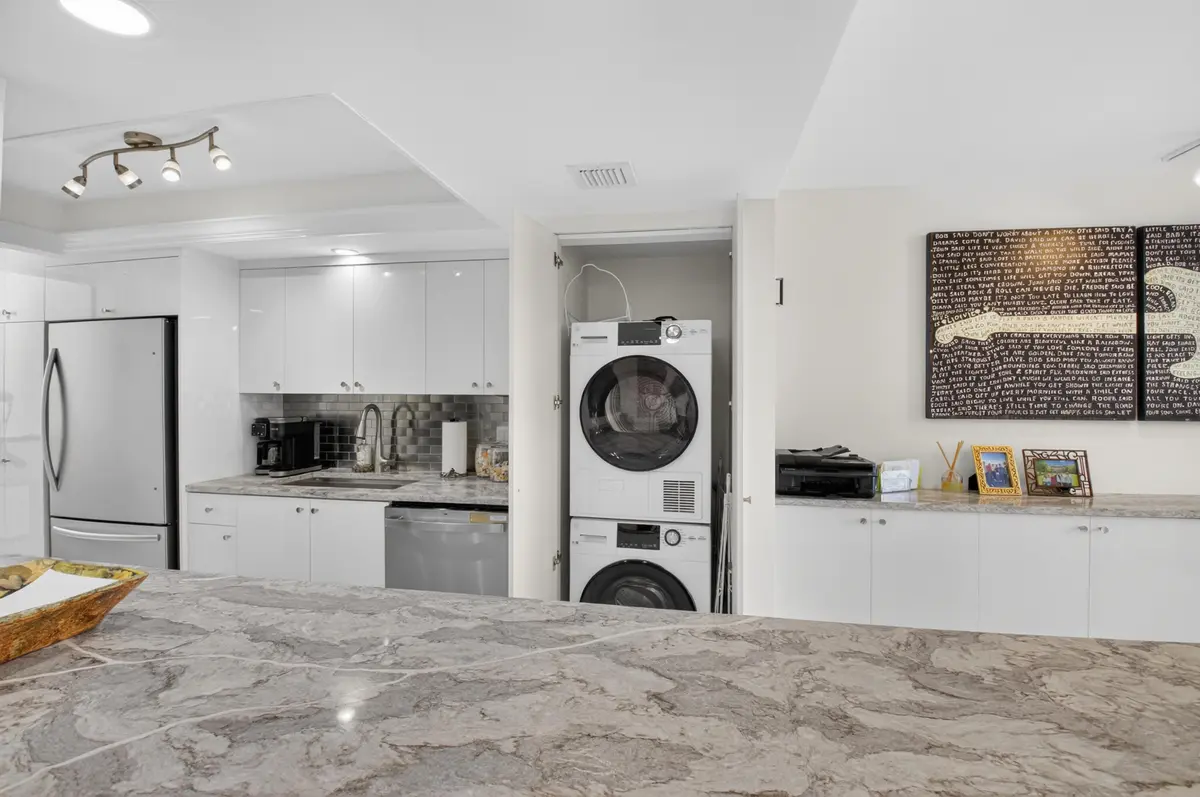Kitchen at 804 Bridgewood Place, Boca Raton