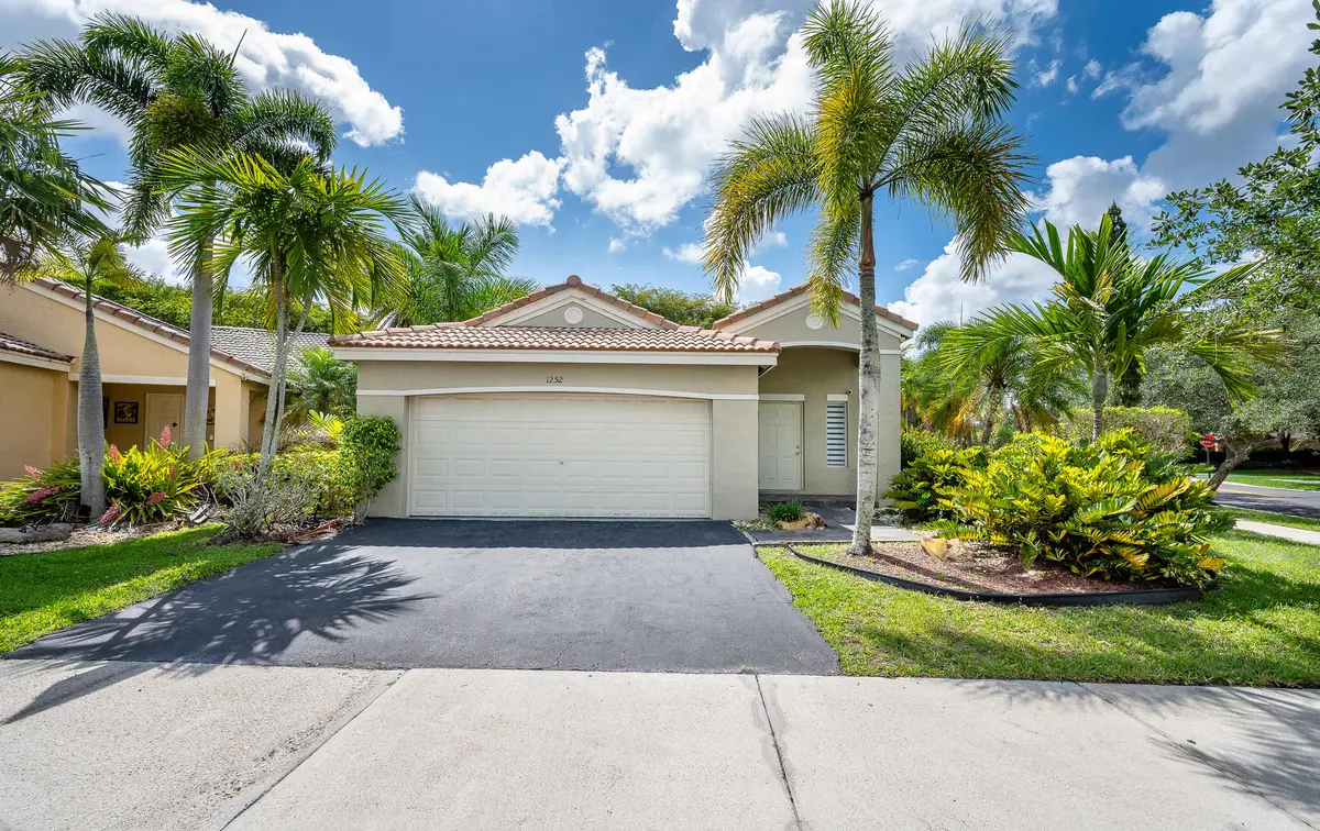 GLS_5638-1 at 1252 Sabal Trail, Weston