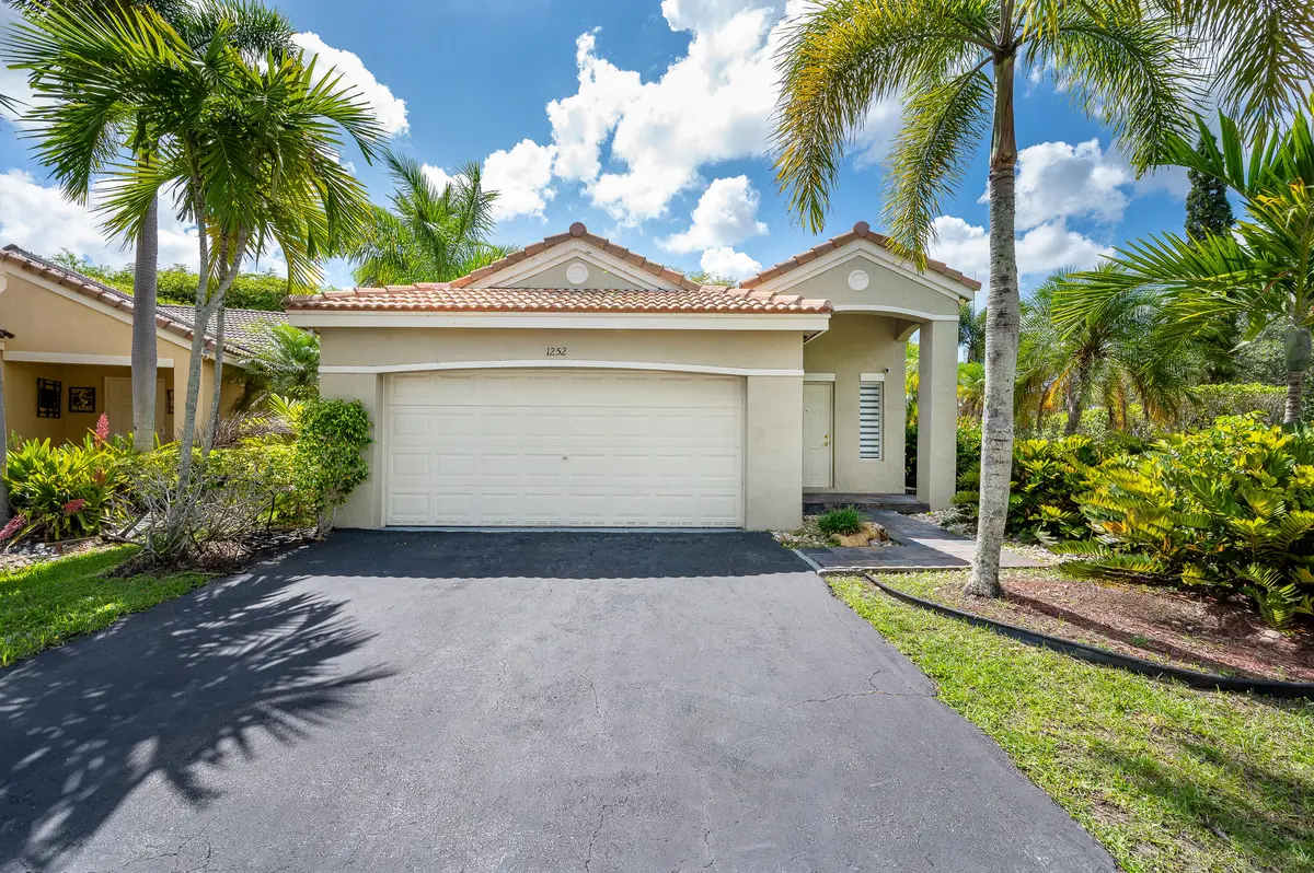 GLS_5637-1 at 1252 Sabal Trail, Weston