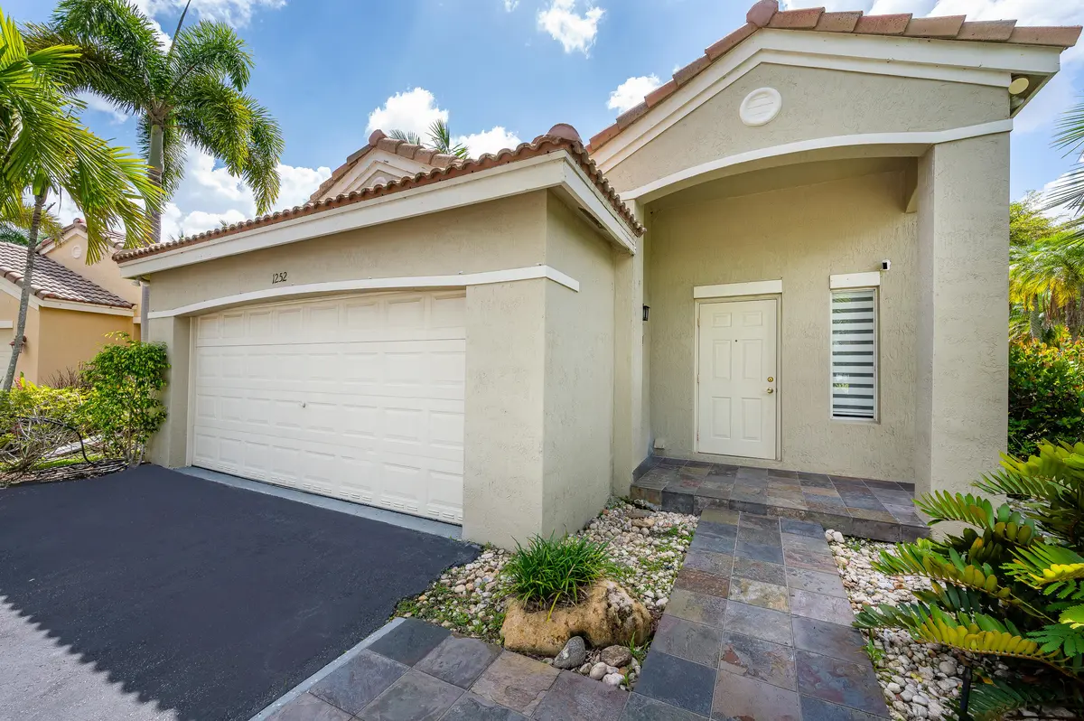 GLS_5633-1 at 1252 Sabal Trail, Weston