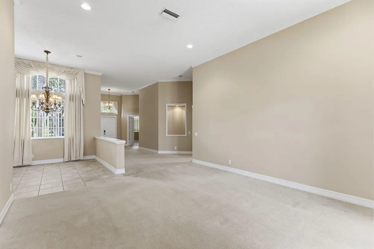 9-web-or-mls-AR Media 9 at 832 Heritage Drive, Weston