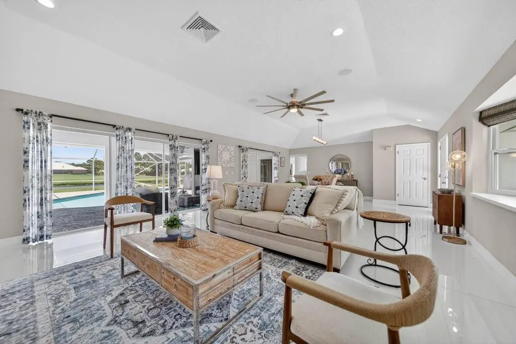 ShowImage-6.aspx at 4735 SW Bimini Cir Circle, Palm City