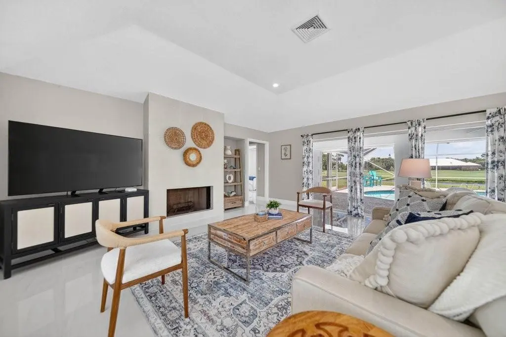 ShowImage-5.aspx at 4735 SW Bimini Cir Circle, Palm City