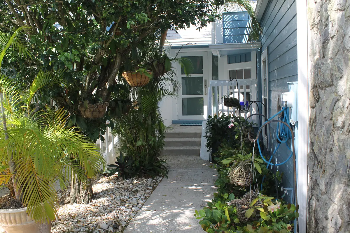 Front Walkway at 1120 Ocean Dunes Circle, Jupiter