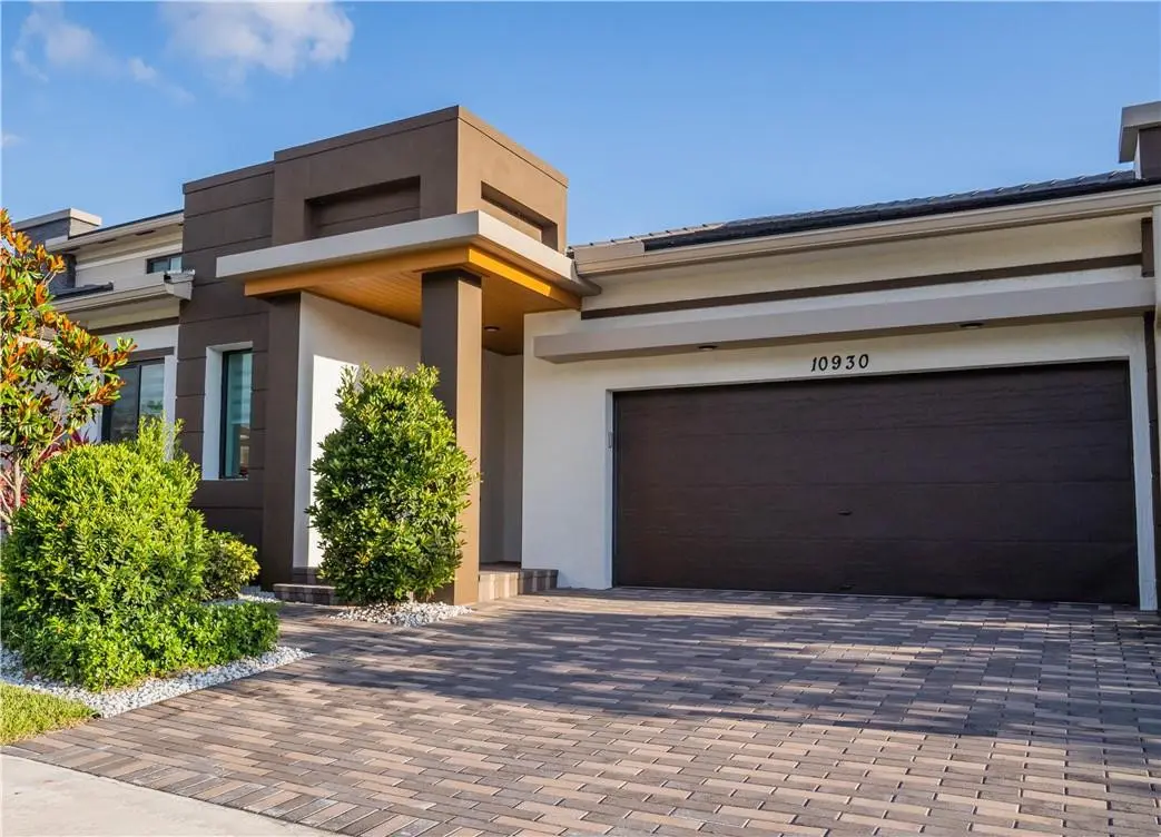 Photo 3 at 10930 Oceano Way, Parkland
