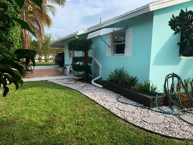 955 York Street, West Palm Beach, FL – photo 6