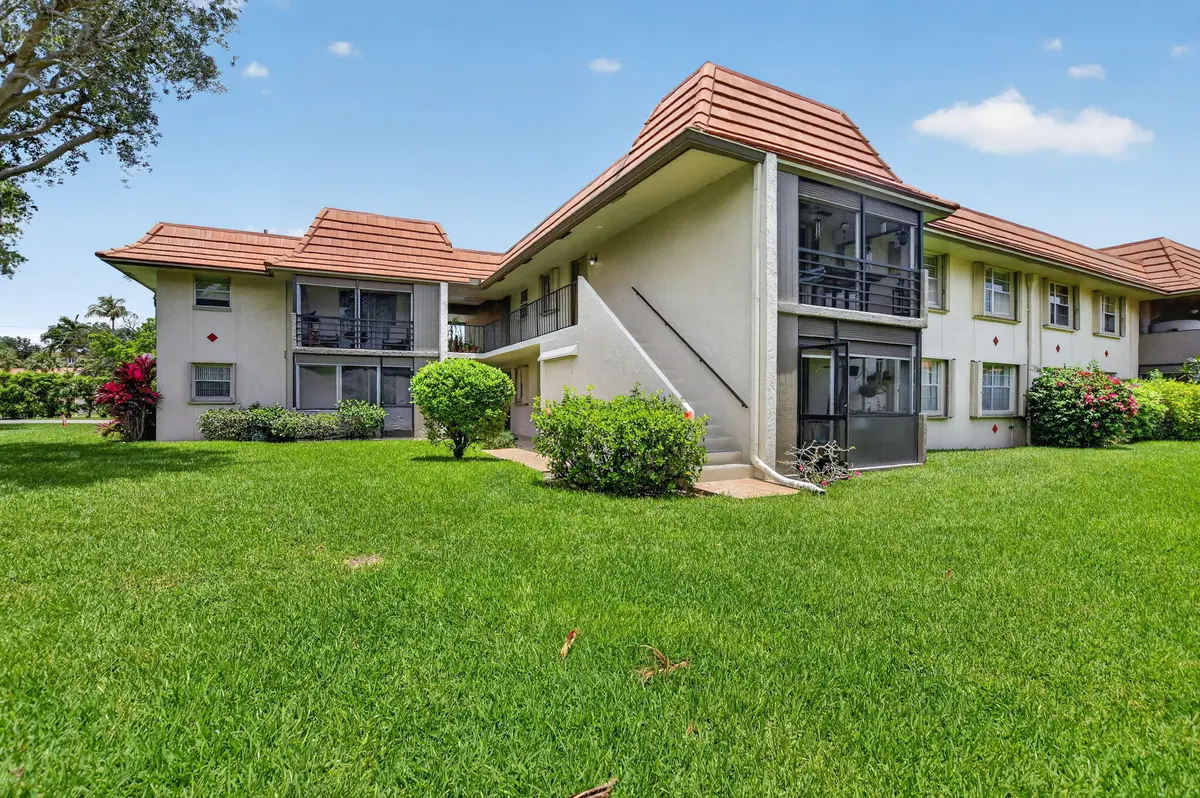 Side of the Building at 1050 NW 13th Street 281d, Boca Raton