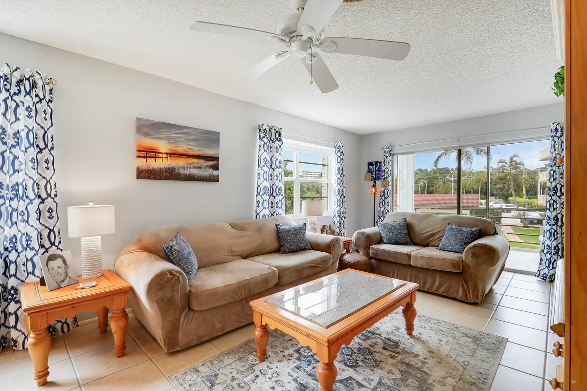House 2-11 at 308 Golfview Road 201, North Palm Beach