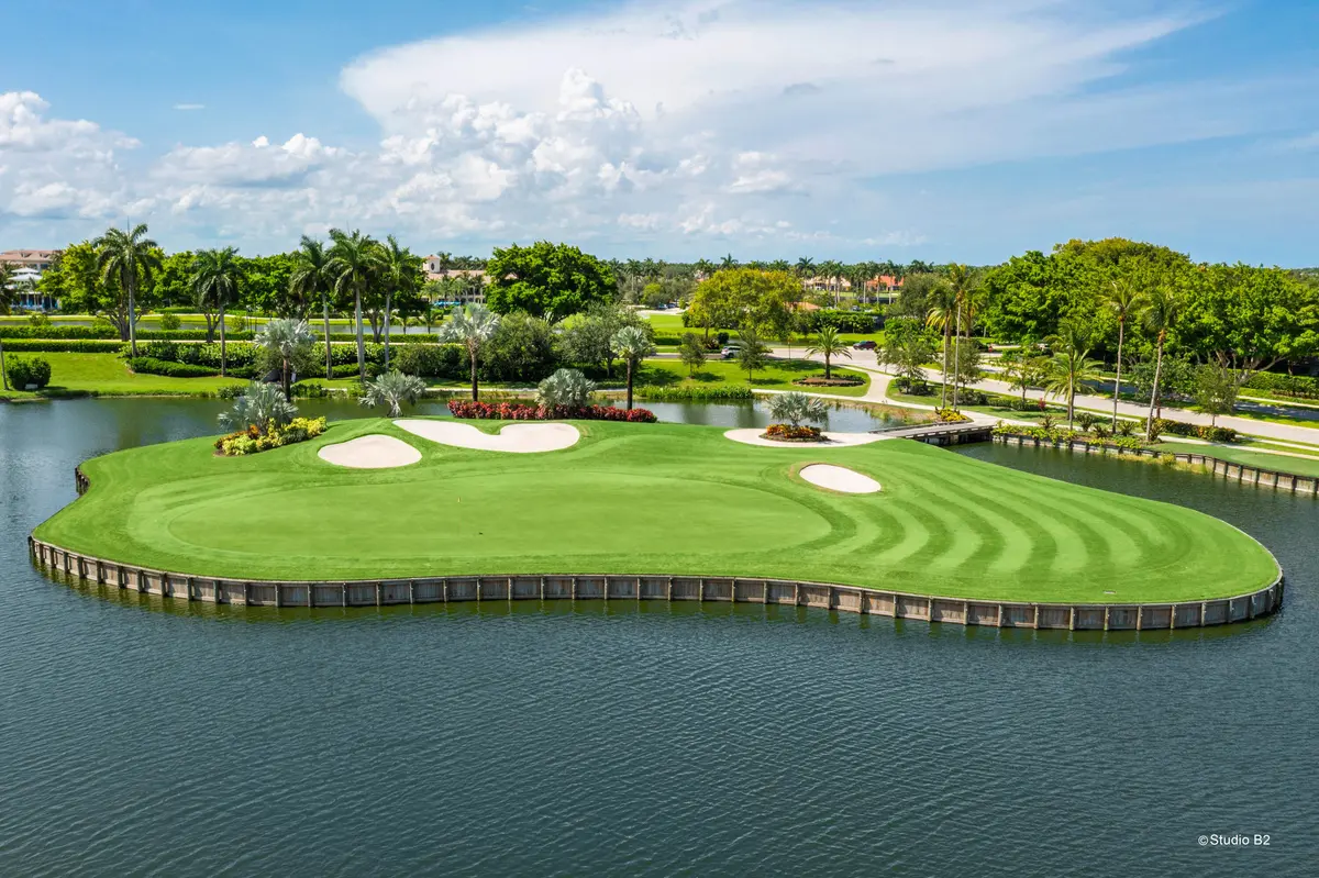 Woodfield Golf (5) at 6581 Somerset Circle, Boca Raton