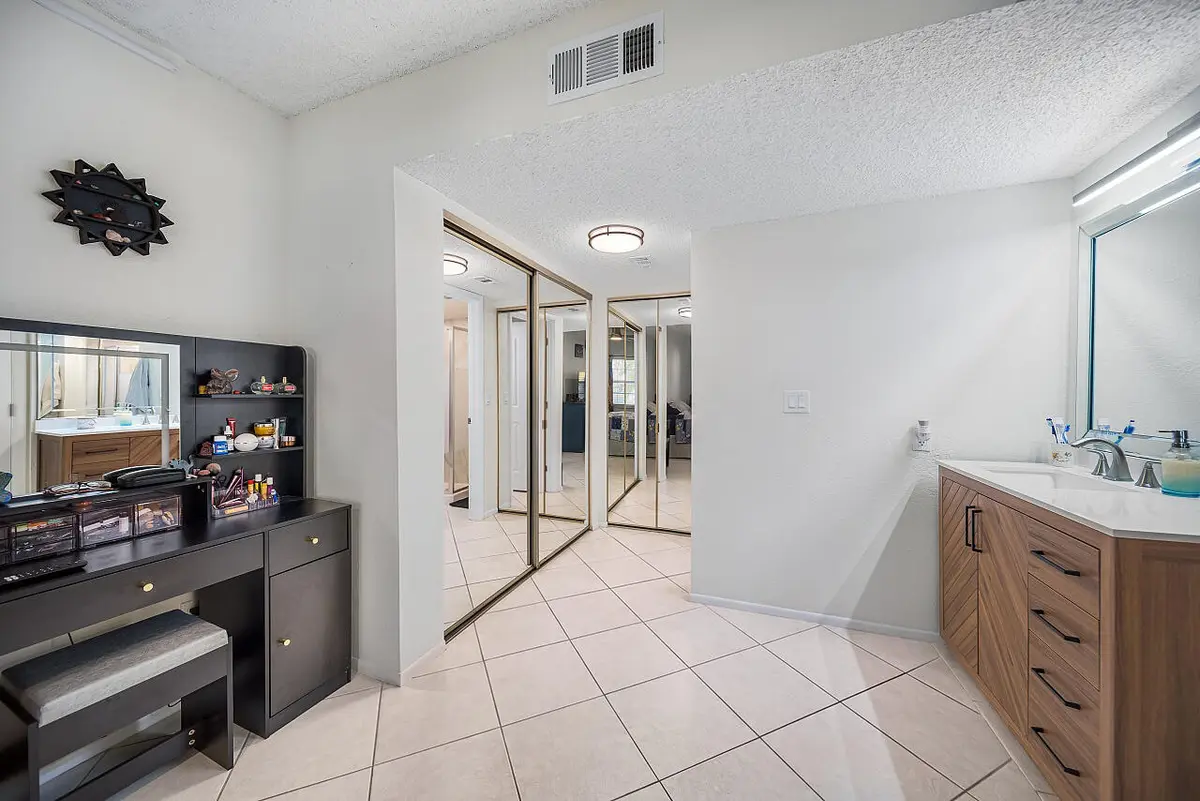 BB Bath 2 at 1507 SE Royal Green Circle 102, Port St. Lucie