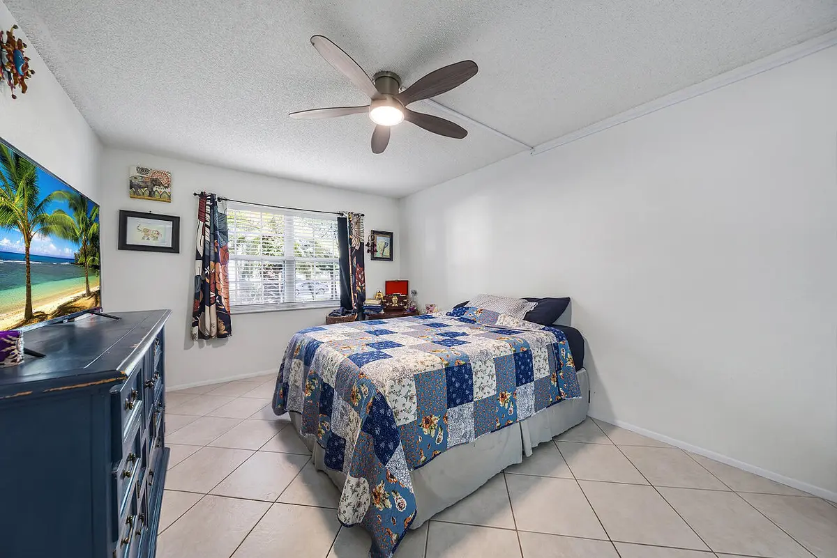 BB Primary at 1507 SE Royal Green Circle 102, Port St. Lucie