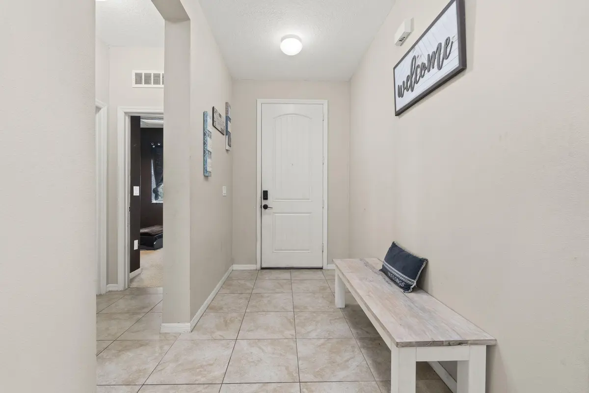 22-web-or-mls-DSC08860 at 138 Port Royal Court, Sebastian