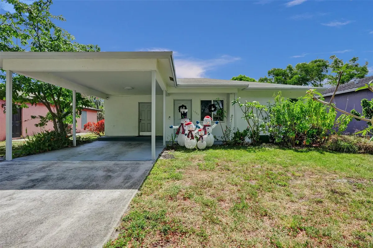 Photo 2 at 1590 NW 7th Lane, Pompano Beach