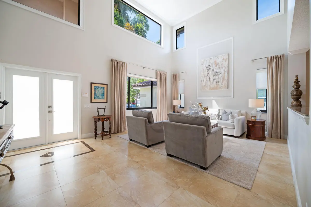 8-web-or-mls-978-greenwood-rd at 978 Greenwood Road, Weston