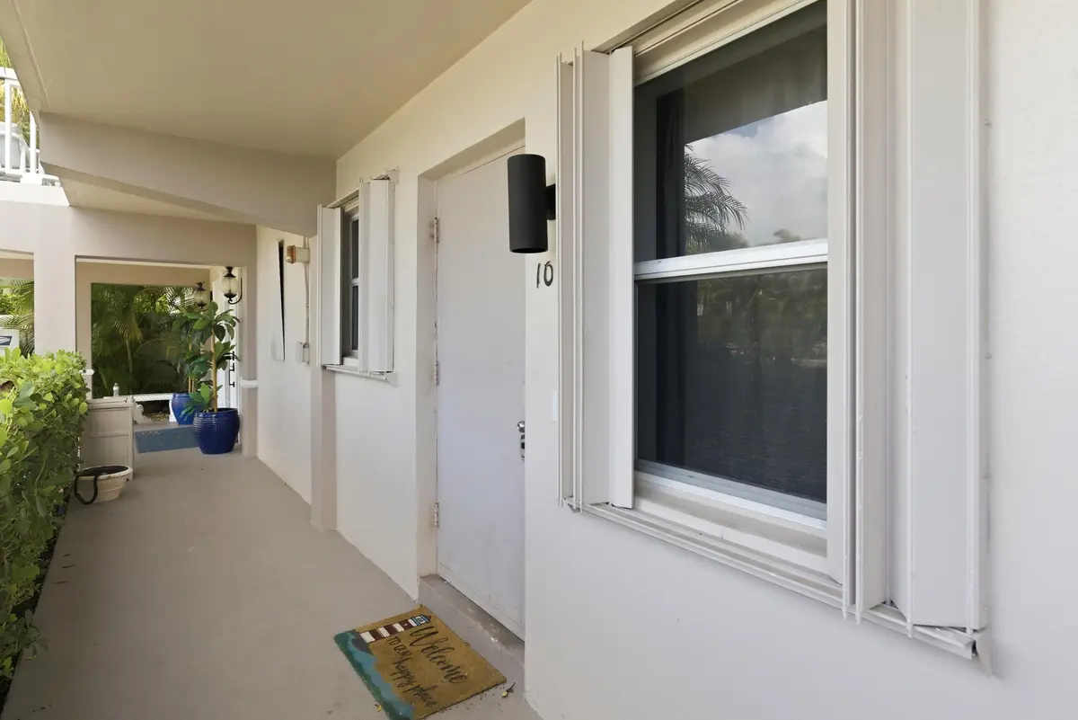 SLHG at 311 E Ocean Avenue 104, Lantana