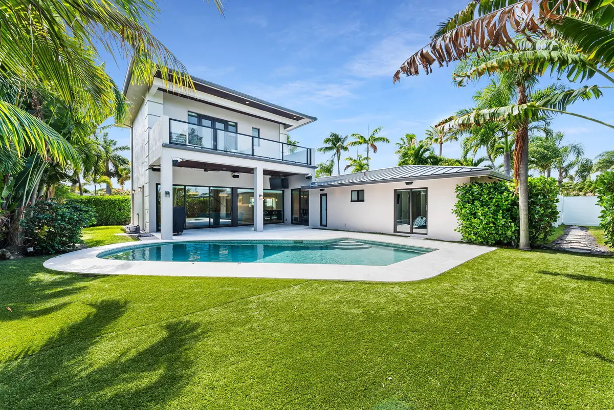 Backyard at 1100 SE 5th Court, Deerfield Beach
