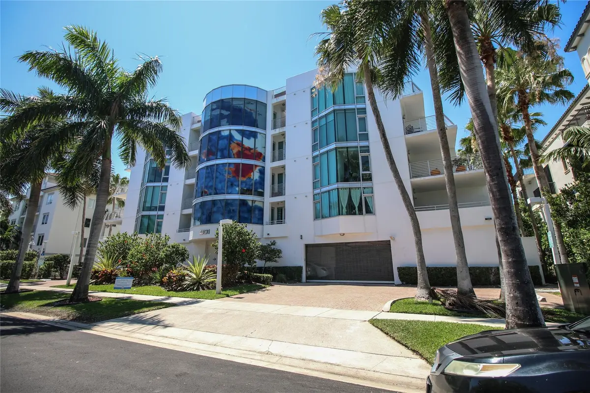Photo 1 at 301 Hendricks Isle 7, Fort Lauderdale
