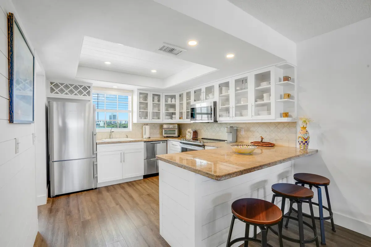 Fully Equipped Kitchen at 100 Waterway Road A303, Jupiter